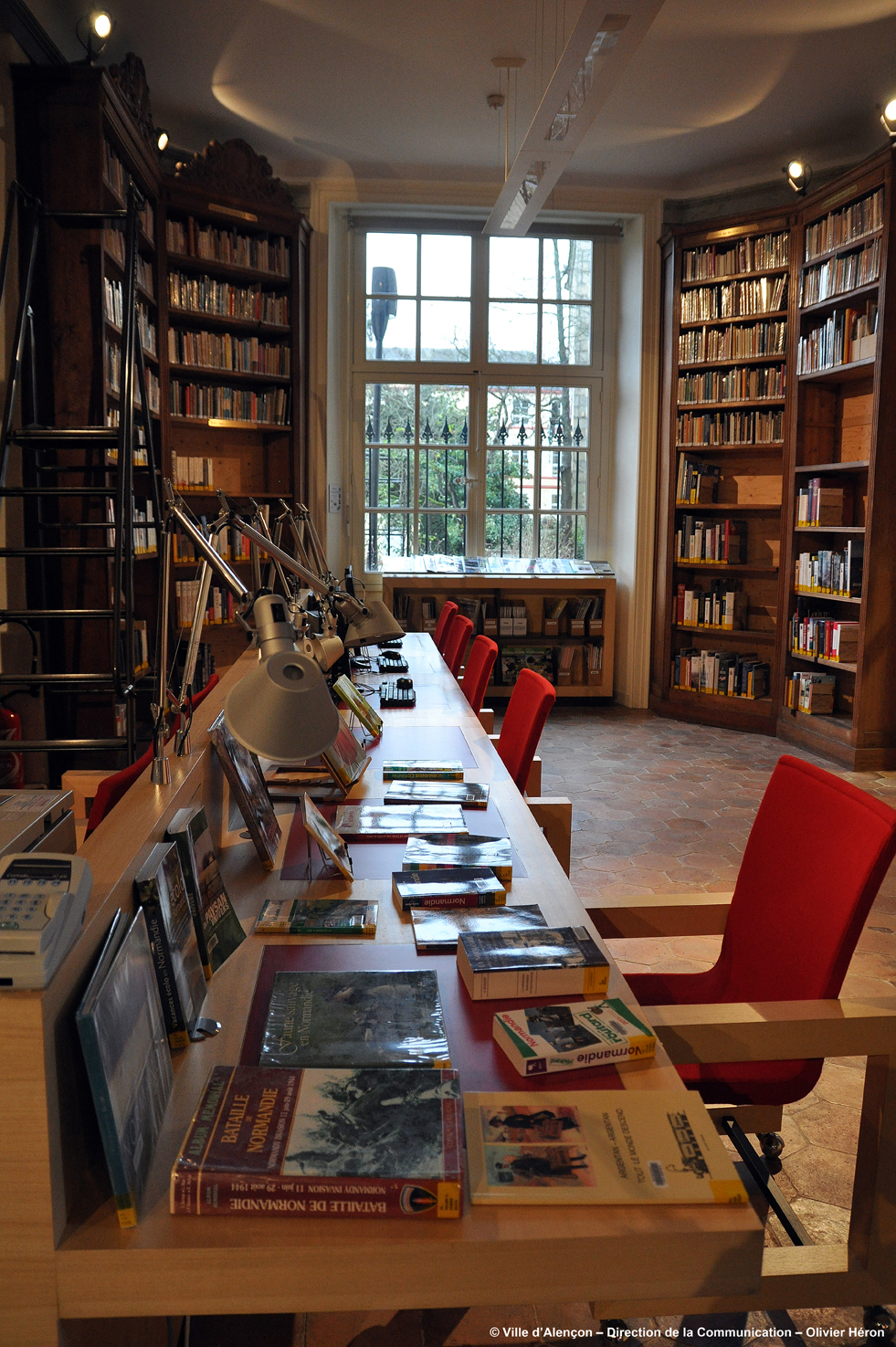Salle du collège - Médiathèque Aveline