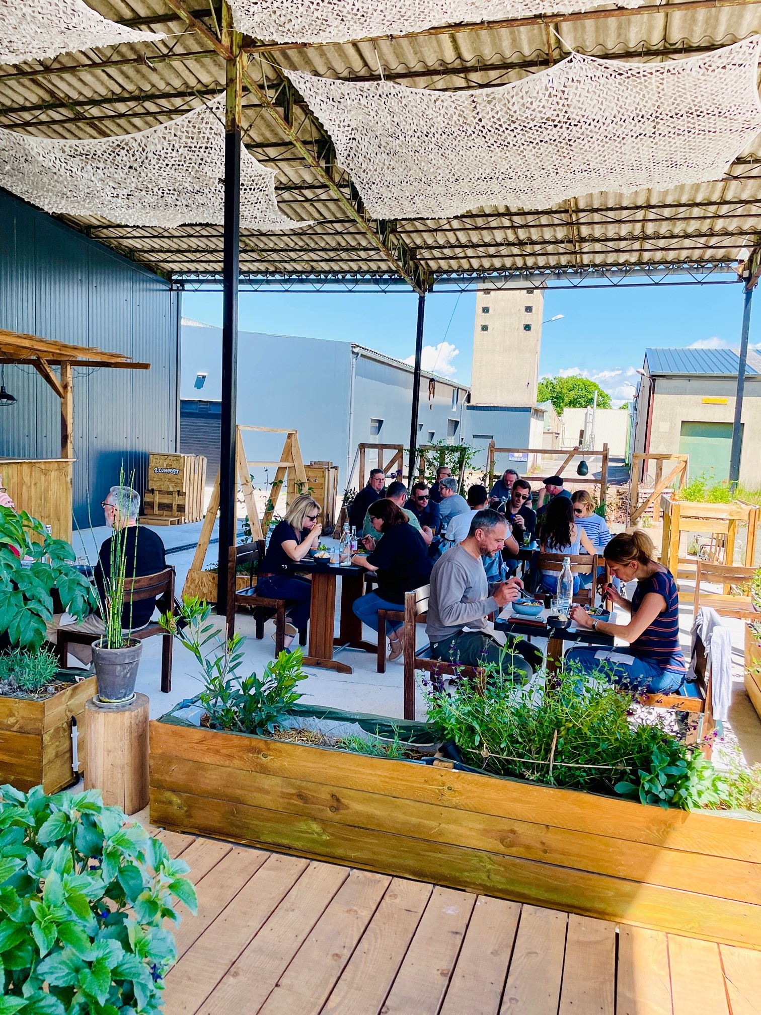 Pause déjeuner en terrasse