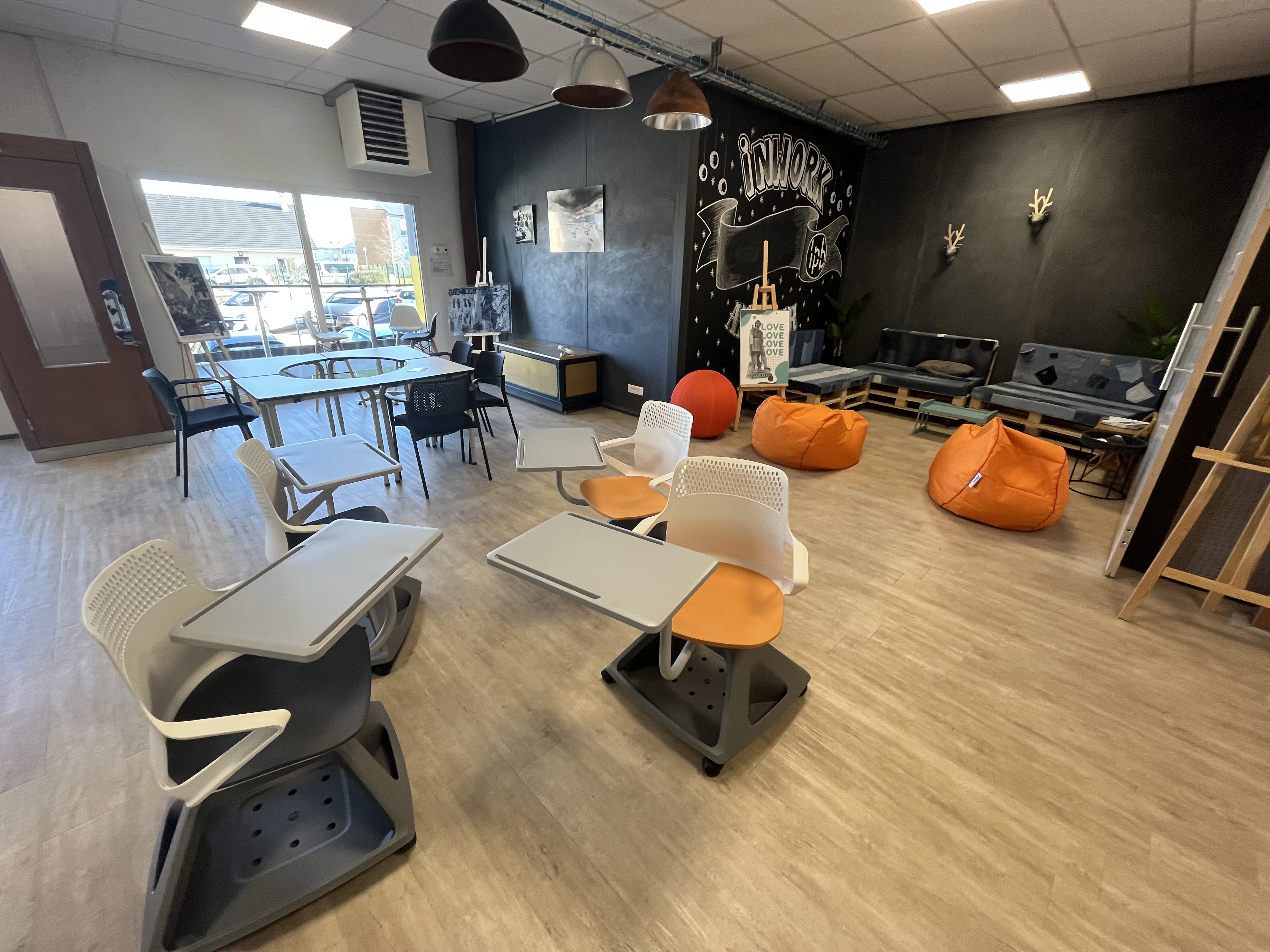 Salon  Créatif et mobilité des espaces 