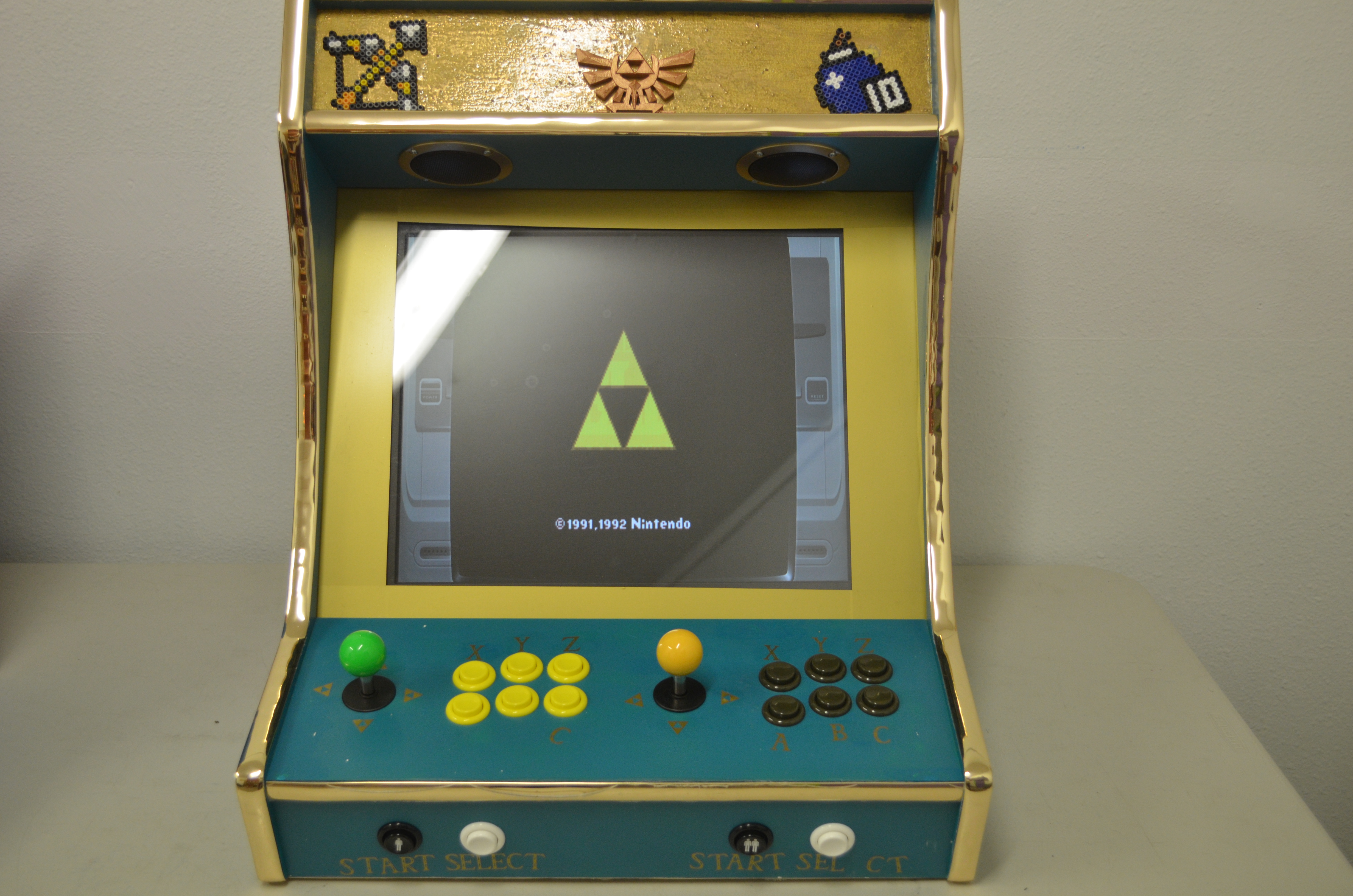 Image d'illustration d'une borne d'arcade présente dans la structure