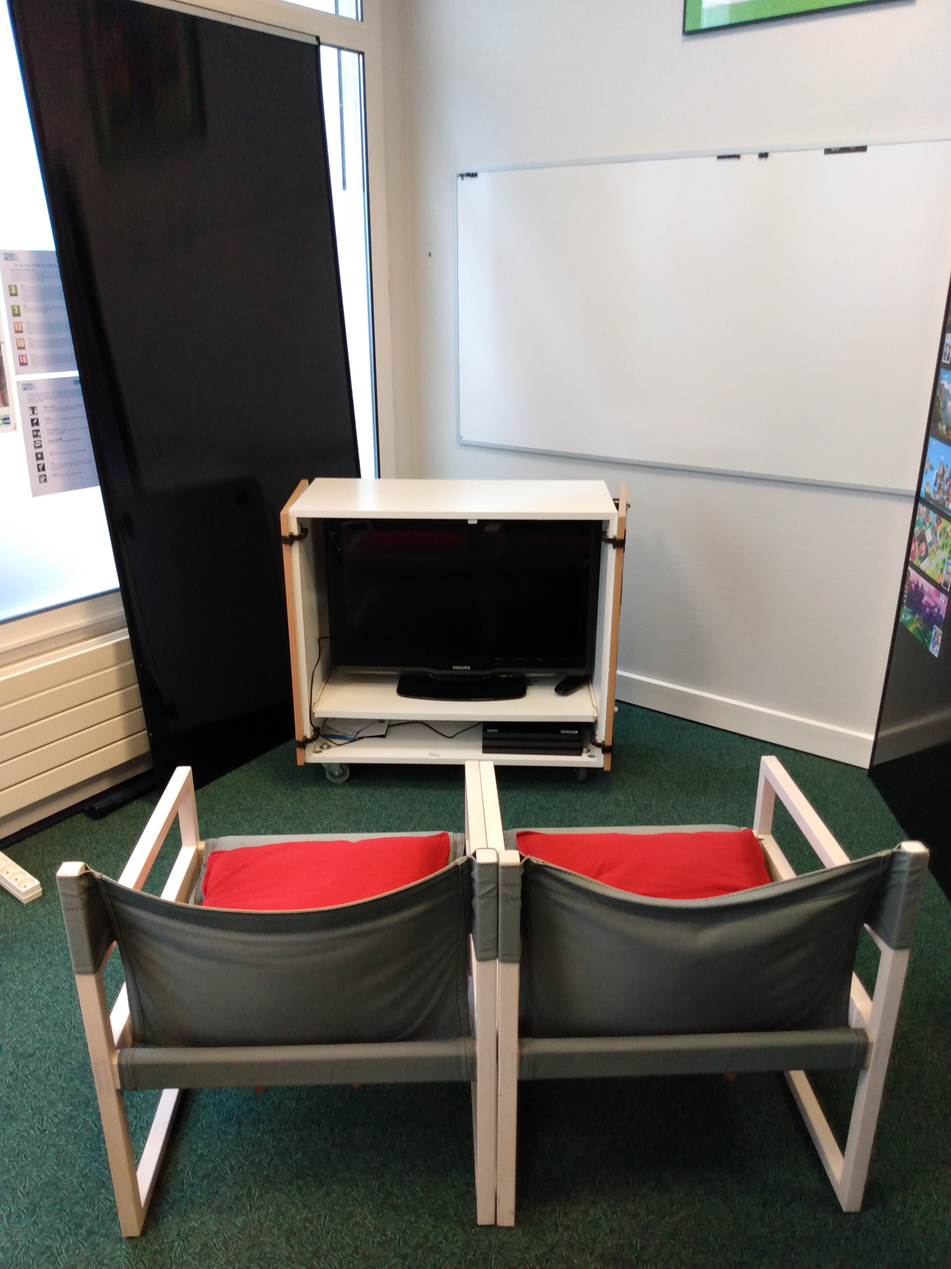 L'espace Jeu Vidéo de la médiathèque ; PS4 en libre accès.