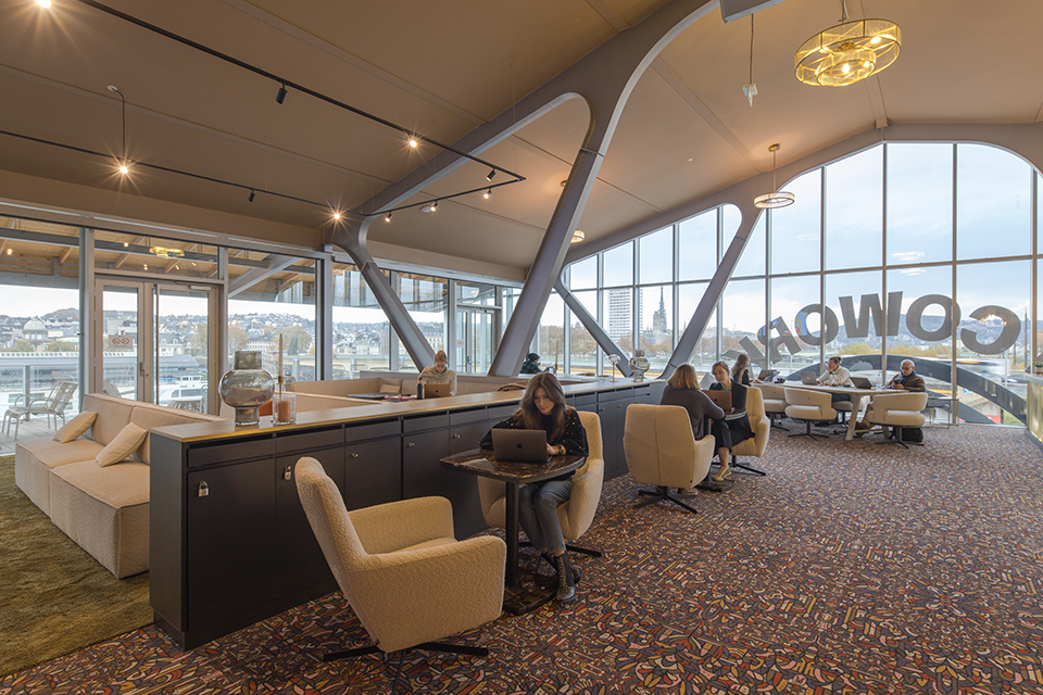 Espace nomade vue sur la Seine