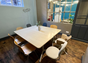 Salle Outremer, la Maison bleue