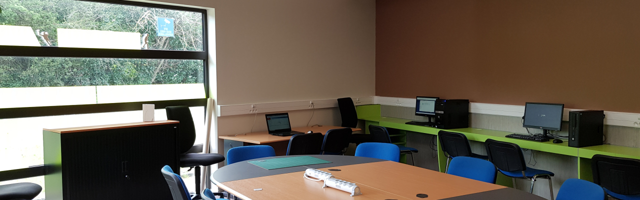 Salle de l'EPN, Centre multimédia de la Côte des Isles à Barneville-Carteret