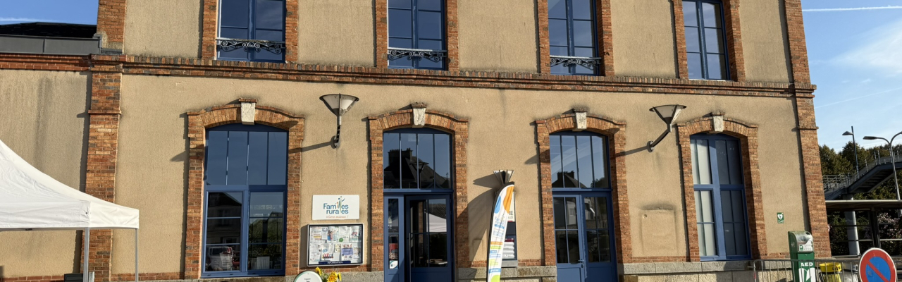 L'EPN de Briouze se situe dans l'ancienne gare.